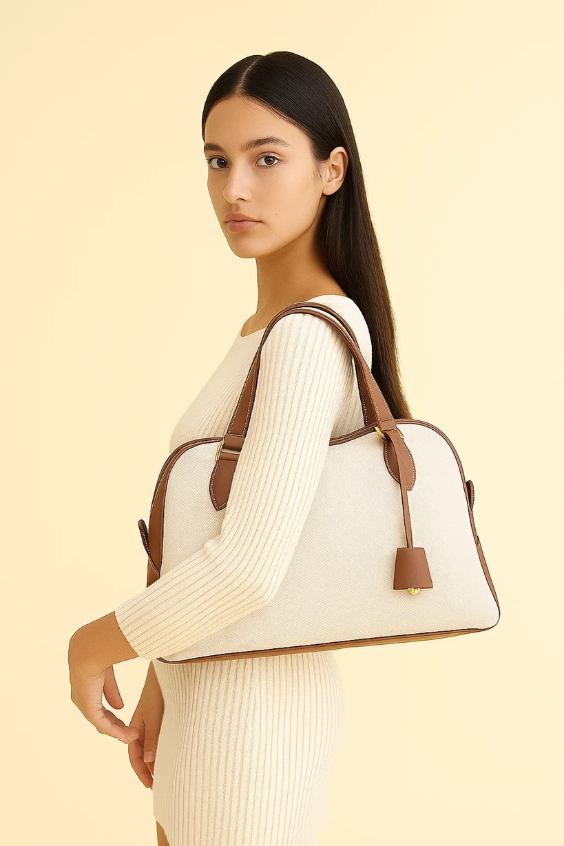 White Leather Purse - Image 3